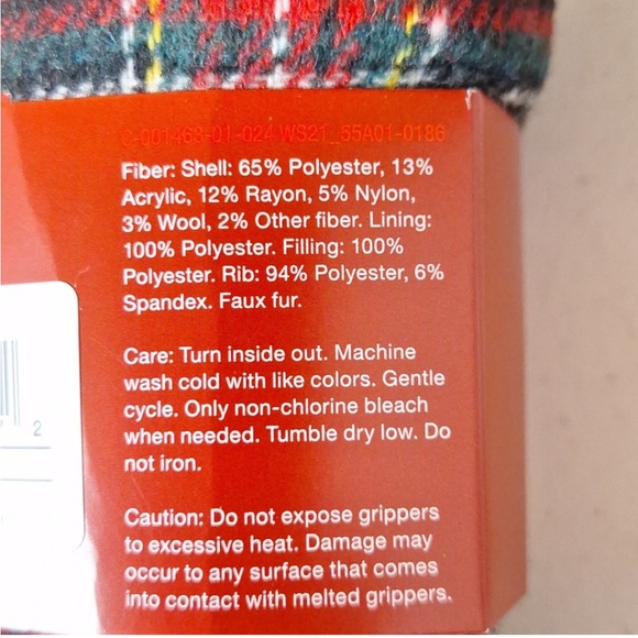 NWT Adult Tartan Plaid Fleece Slipper Socks with Huggable V Heel & Grippers - Picture 6 of 7